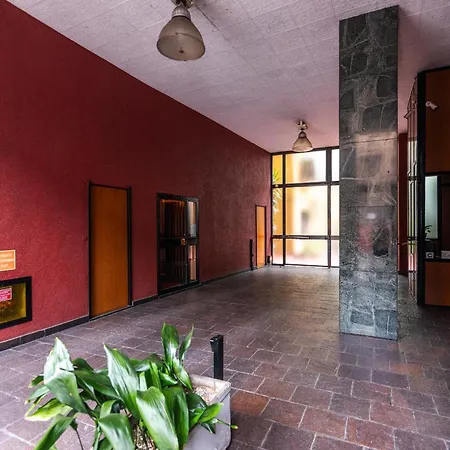 Audrey Flat - Stazione Apartment Milan