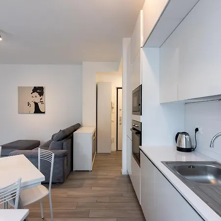 Audrey Flat - Stazione Apartment *