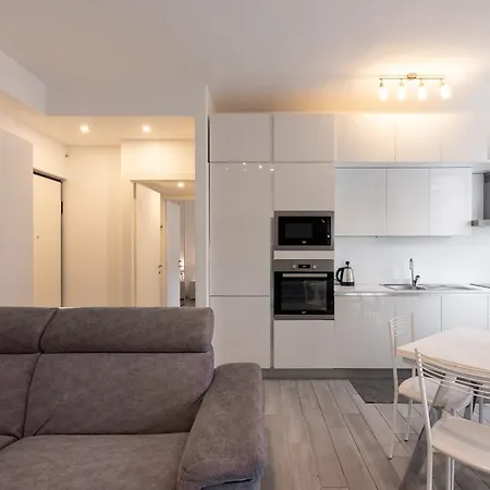 Apartment Audrey Flat - Stazione *